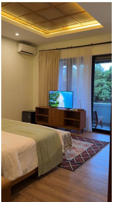 Double Room | In-room safe, desk, laptop workspace, iron/ironing board