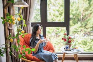 Luxury Double Room | Soundproofing, free WiFi - Khai Ngoc Hotel (Da Lat)