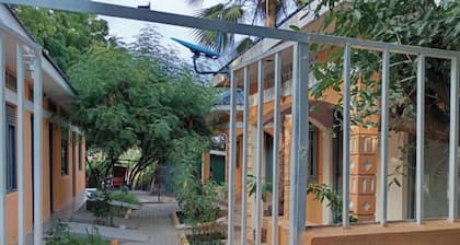 Lolac Hotel
