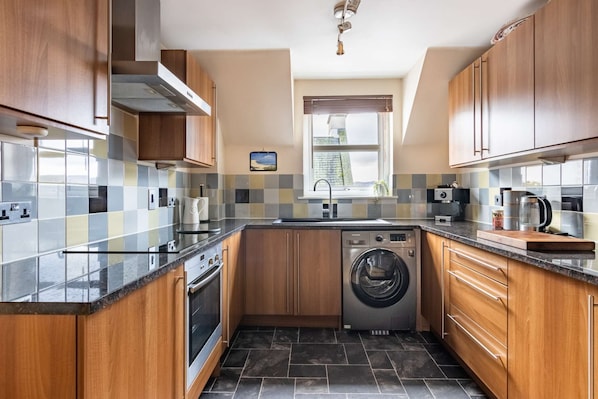 Fridge, microwave, oven, toaster