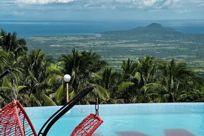 SMDP Resort Hotel CamSur