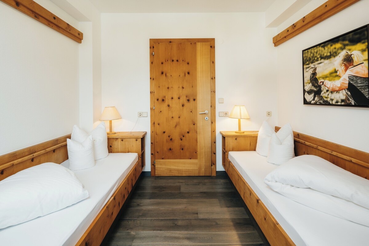 In-room safe, free WiFi