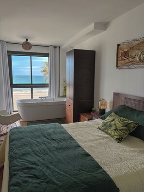 3 soverom, strykejern/-brett, wi-fi og sengetøy