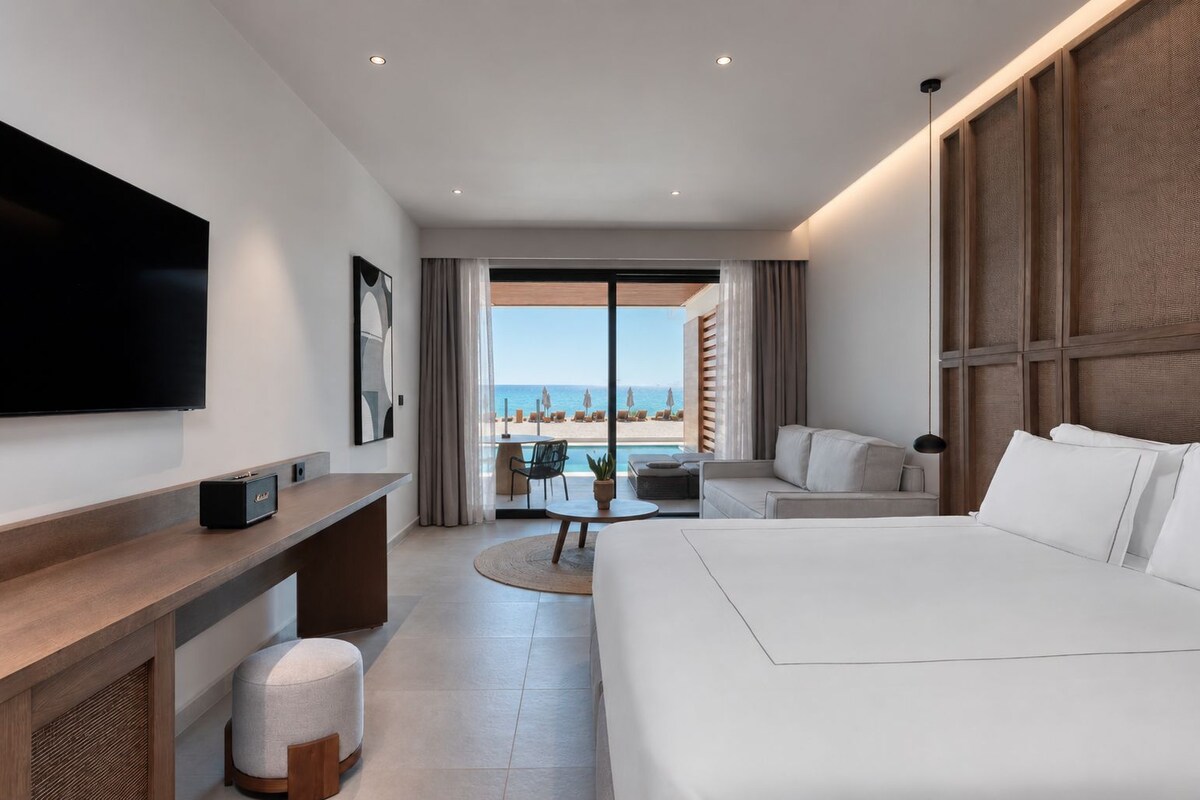 Deluxe Suite, Private Pool, Beachfront | In-room safe, desk, laptop workspace, blackout drapes