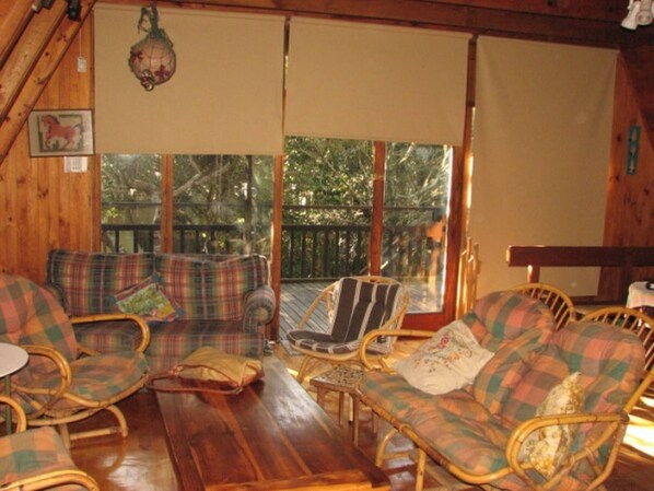 House, 5 Bedrooms, Balcony, Garden View | Living room - Holiday House Close To The Beach And Lagoon (Nature's Valley)