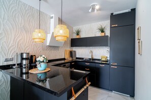 Fridge, microwave, oven, dishwasher