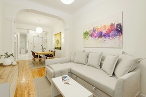 Premium Apartment, 3 Bedrooms, Balcony, Park View | Living area | 38-inch TV with digital channels - Trentatre, Nilie Hospitality MGMT (Thessaloniki)