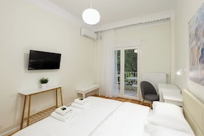 Apartamento premium, 3 quartos, sacada, vista para o parque | 3 quartos, individualmente decorados, individualmente mobiliados