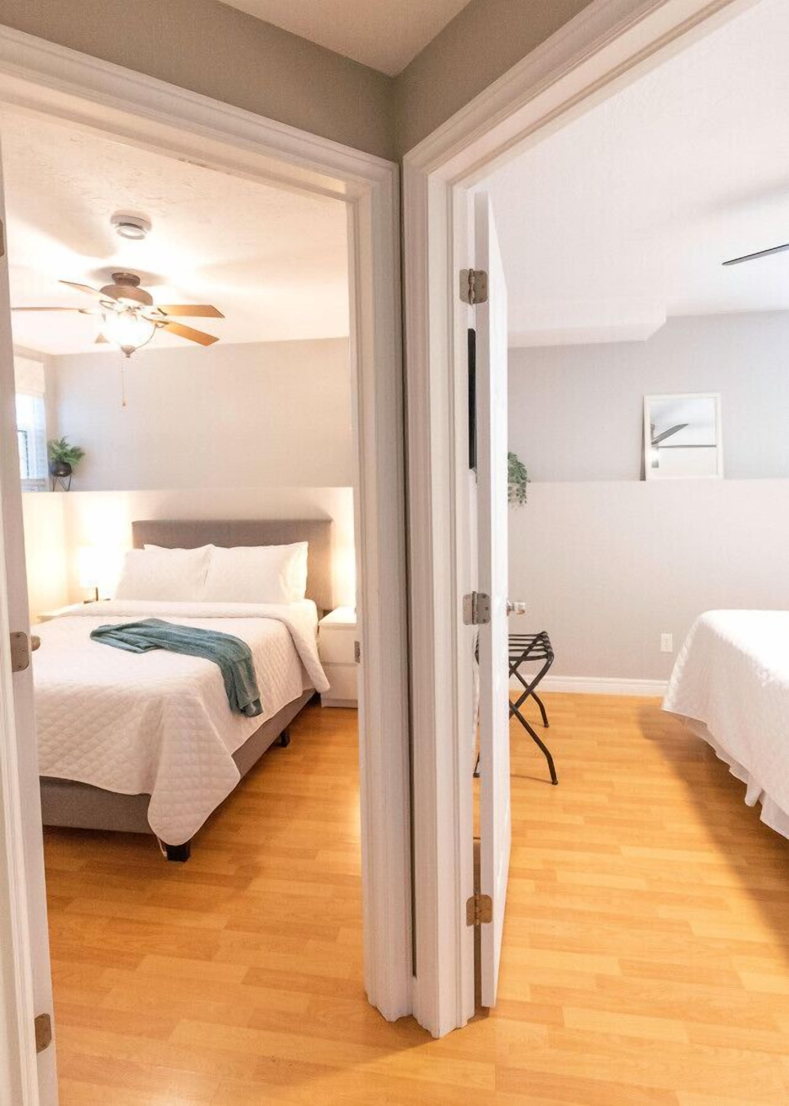 3 bedrooms, desk, iron/ironing board, free WiFi