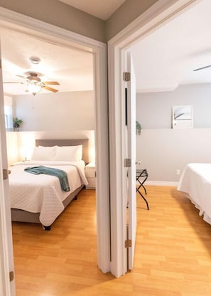 3 bedrooms, desk, iron/ironing board, free WiFi