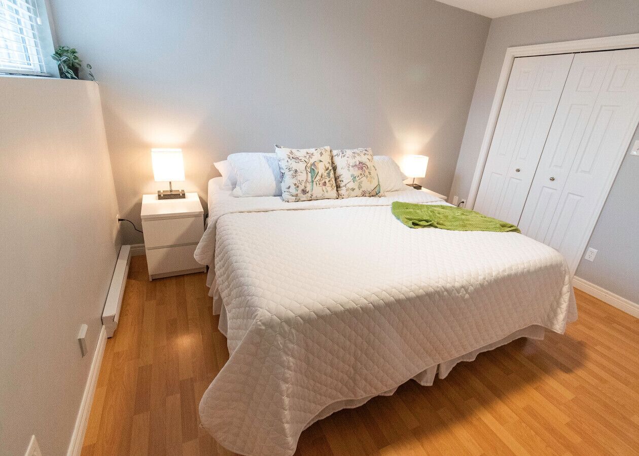 3 slaapkamers, een bureau, een strijkplank/strijkijzer, gratis wifi