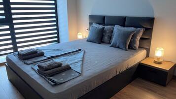 1 chambre, fer et planche Ă  repasser, Wi-Fi, draps fournis