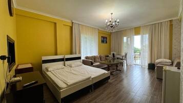 2 bedrooms, iron/ironing board, WiFi, bed sheets