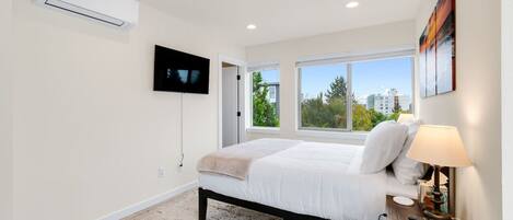 4 habitaciones, tabla de planchar con plancha y wifi gratis