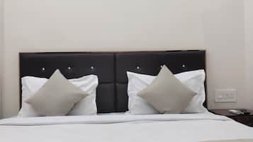 Deluxe Double Room, Balcony, City View