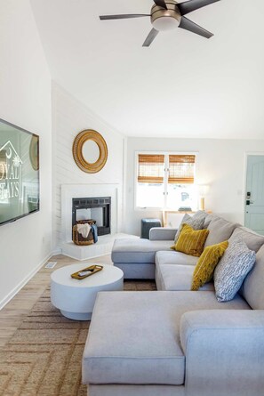 TV, offices - Southern Serenity, Fenced in Yard, Pet Friendly (Mount Pleasant)