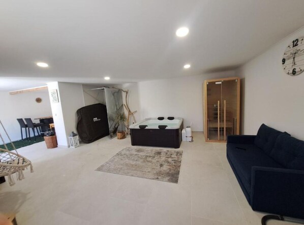 Villa (Two Bedroom Villa) | Indoor spa tub