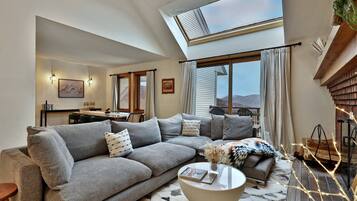 Smart TV, chimenea