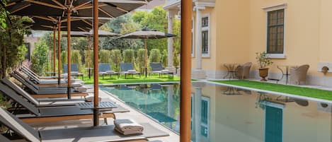 Outdoor pool, pool umbrellas, pool loungers