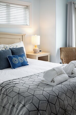 2 chambres, fer et planche à repasser, Wi-Fi gratuit, draps fournis