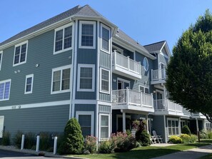 Exterior - Downtown Oasis by the Bay (Traverse City)