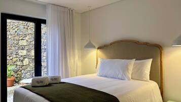 7 bedrooms, in-room safe, individually decorated, individually furnished