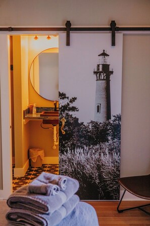 Interior - The Ripple Effect-Brand New & Waterfront - 360 Degree Water! (Nags Head)