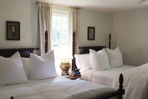 3 soverom, strykejern/-brett, wi-fi og sengetøy