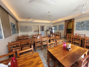 Restaurant - Hotel Ananda Kashi (Varanasi)