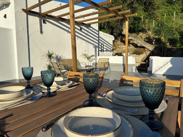 Superior Apartment, Garden View | Terrace/patio - Casa rural Los Alcornocales (Alcala de los Gazules)