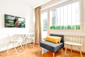 Smart TV, offices - Central Duplex: Wi-Fi, Kitchen, Netflix, Heating (Sofia)