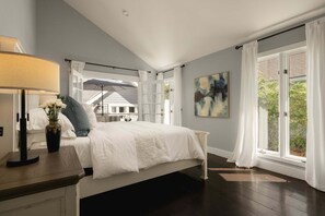 3 chambres, fer et planche à repasser, Wi-Fi gratuit, draps fournis