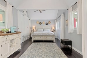 3 sovrum, strykjärn/strykbräda, gratis wi-fi och sängkläder