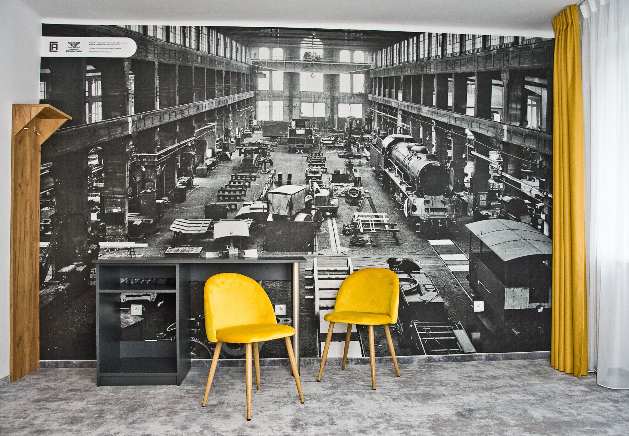 Desk, iron/ironing board, free WiFi