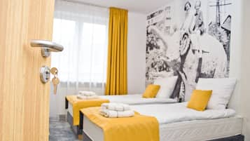 1 habitación, escritorio, tabla de planchar con plancha y wifi gratis