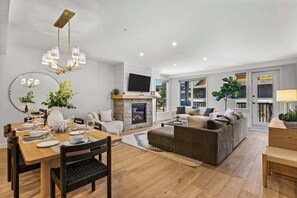 TV, peis, stereoanlegg og kontorer