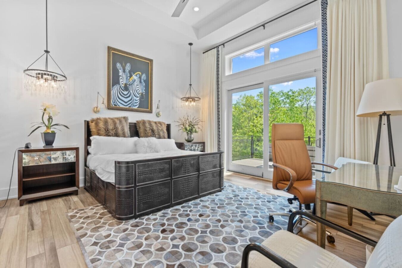 1 bedroom, desk, iron/ironing board, WiFi