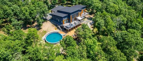 المنشأة من الخارج