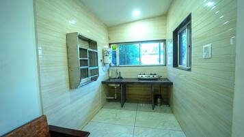 Comfort Villa | Private kitchen