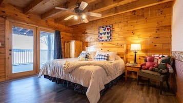 3 habitaciones, escritorio, tabla de planchar con plancha y wifi gratis