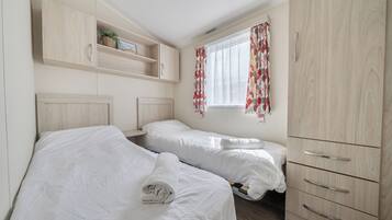 3 bedrooms, free WiFi, bed sheets