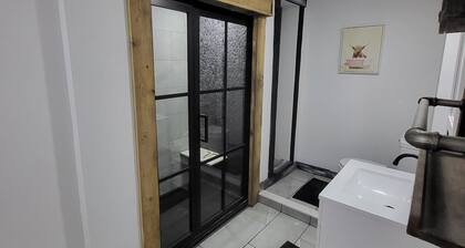 Cozy studio with indoor hot tub