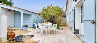 House for 6, close to the town centre