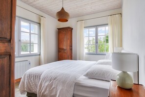 3 habitaciones, tabla de planchar con plancha y wifi gratis 