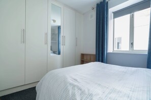 2 bedrooms, iron/ironing board, Internet - Temple Bar Apartment (Dublin)