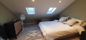 Room - Cosy & Stylish Stay in Vibrant East Ham (Greater London)