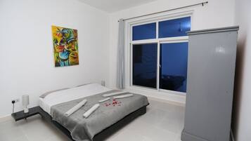 2 bedrooms, desk, iron/ironing board, travel cot