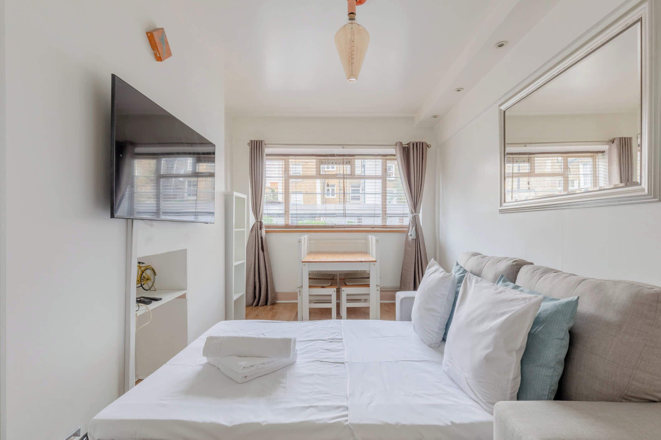 1 bedroom, iron/ironing board, internet, bed sheets