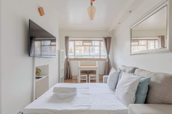 1 Schlafzimmer, Bügeleisen/Bügelbrett, Internetzugang, Bettwäsche