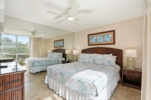 2 bedrooms, iron/ironing board, free WiFi, bed sheets - Discover Coastal Comfort: Oceanview Retreat at Kamaole Nalu #304 (Kihei, Maui)